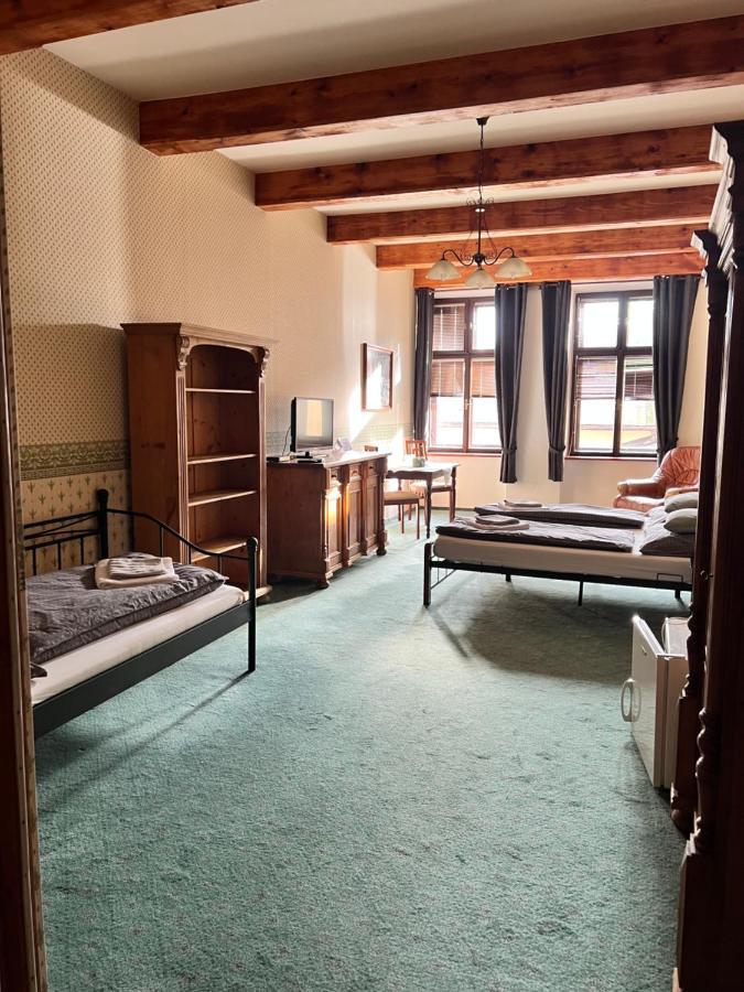 Hotel Maxim Frýdek-Místek Extérieur photo