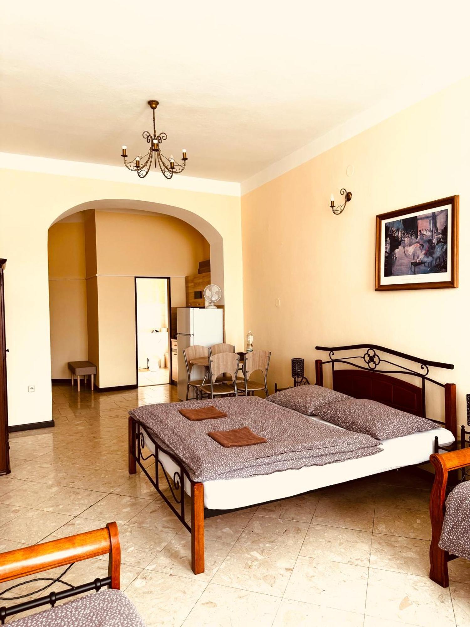 Hotel Maxim Frýdek-Místek Extérieur photo